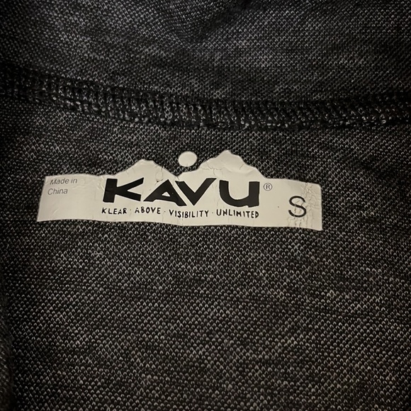 KAVU Button Neck Pullover Sweater - Picture 7 of 10